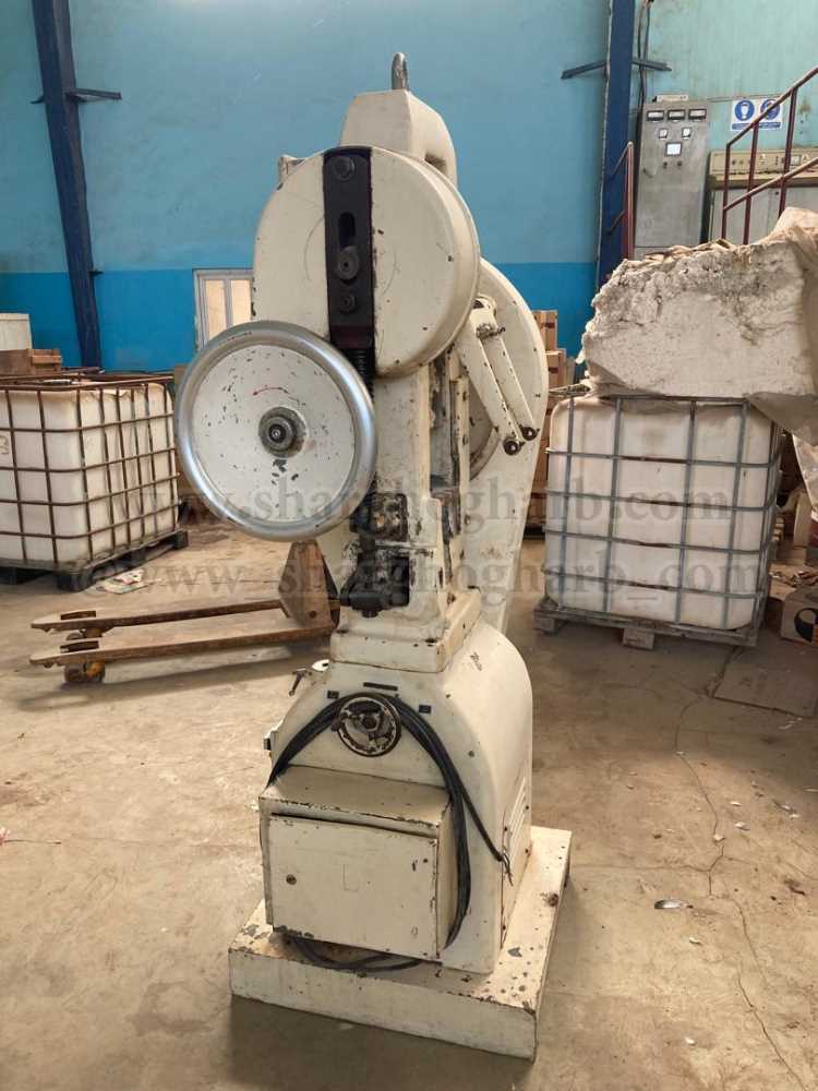 فروش یک دستگاه پرس قرص آلمانی در استان البرز