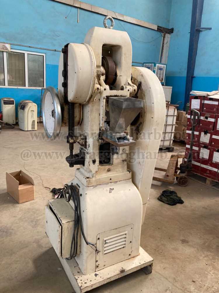 فروش یک دستگاه پرس قرص آلمانی در استان البرز